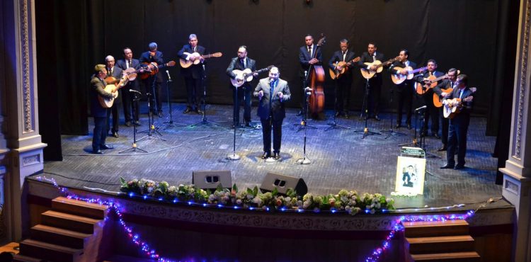 SE PRESENTA CON GRAN ÉXITO EL TERCER FESTIVAL NAVIDEÑO CON CAUSA “UNIDOS REGALANDO UNA SONRISA”