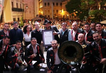 ZACATECAS ENAMORA CON MARCO FLORES Y LA BANDA JEREZ EN GRAN CONCIERTO FAMILIAR