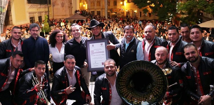 ZACATECAS ENAMORA CON MARCO FLORES Y LA BANDA JEREZ EN GRAN CONCIERTO FAMILIAR