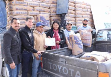 LLEVA GOBIERNO DE ZACATECAS APOYOS A HABITANTES DE TEPETONGO