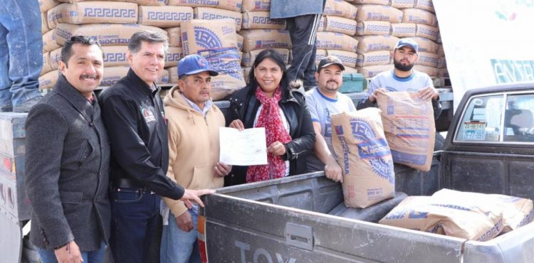 LLEVA GOBIERNO DE ZACATECAS APOYOS A HABITANTES DE TEPETONGO