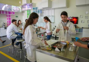 REFUERZA COZCYT ACTIVIDADES DE CIENCIA, TECNOLOGÍA E INNOVACIÓN PARA ESTE AÑO