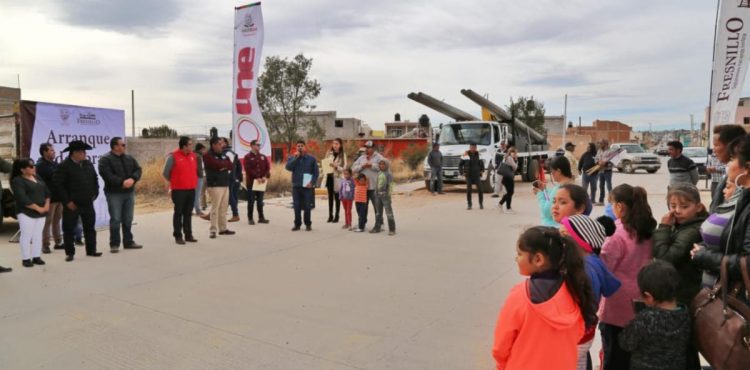 RECIBEN FRESNILLENSES APOYOS ALIMENTARIOS Y DE SERVICIOS BÁSICOS A TRAVÉS DE LA ESTRATEGIA UNE