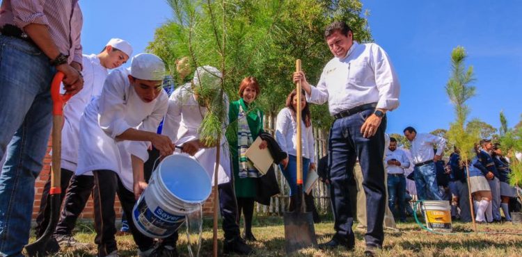 SECAMPO Y CETIS 114 VINCULAN ACCIONES PARA EL DESARROLLO SUSTENTABLE