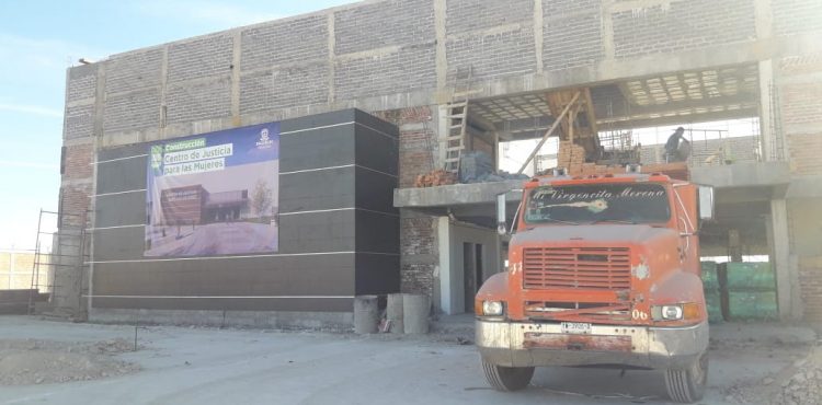 LLEVA 40% DE AVANCE CONSTRUCCIÓN DEL CENTRO DE JUSTICIA PARA LAS MUJERES DE FRESNILLO