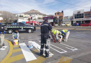 INTERVIENE GOBIERNO ESTATAL CRUCES PEATONALES EN LA CAPITAL ZACATECANA