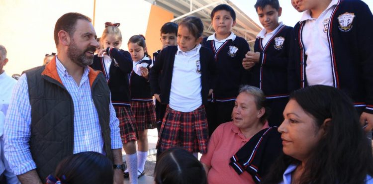 INAUGURA ALEJANDRO TELLO ESCUELA Y PUENTE LA QUINTA EN JUCHIPILA