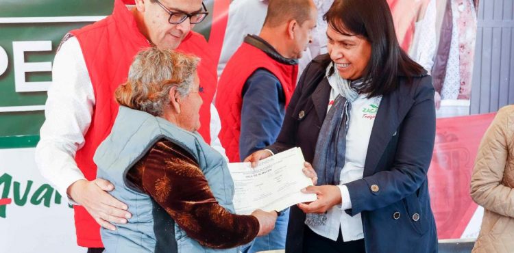 MEJORAN VIVIENDAS DE 7 MIL 500 HABITANTES DE 5 MUNICIPIOS