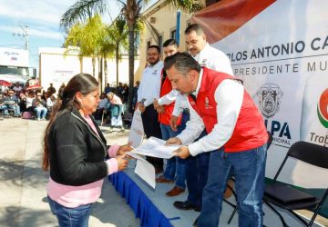 INICIA GOBIERNO ESTATAL PROGRAMA DE VIVIENDA SOCIAL Y ENTREGA APOYOS POR MÁS DE 6.1 MDP EN JALPA