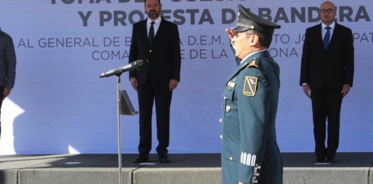 ENCABEZA ALEJANDRO TELLO TOMA DE PROTESTA DE NUEVO COMANDANTE DE LA 11ª ZONA MILITAR