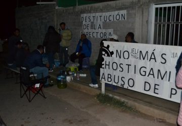 DOCENTES DE LA ESCUELA SECUNDARIA TÉCNICA 73 PROTESTAN, TOMAN LA ESCUELA Y EL BOULEVARD GUADALUPE – ZACATECAS