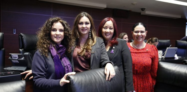 RECONOCE GEOVANNA BAÑUELOS VALENTÍA DE MUJERES EN LA LUCHA POR UN PAÍS SIN VIOLENCIA