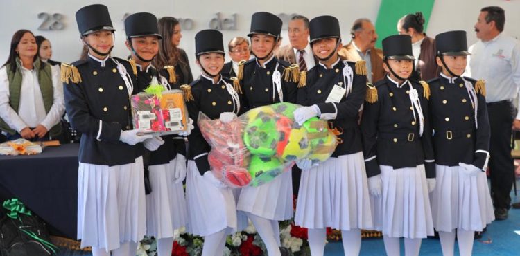 PARTICIPAN 203 ESTUDIANTES EN CONCURSO ESTATAL DE ESCOLTAS DE BANDERA