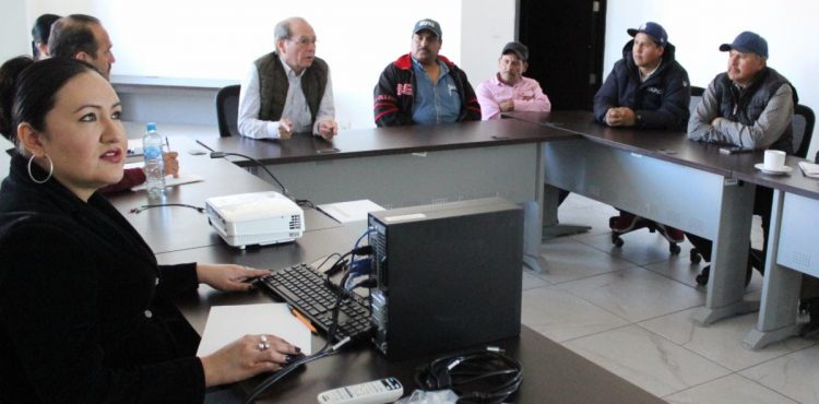 REFUERZA JIAPAZ DISTRIBUCIÓN DE AGUA PARA COADYUVAR A LA PREVENCIÓN SANITARIA