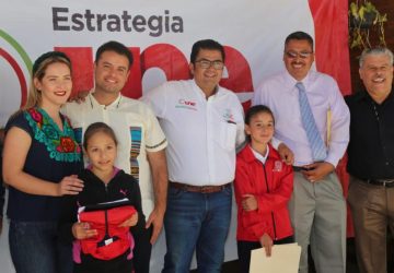 ENTREGA SEDESOL UNIFORMES ESCOLARES A 27 ESCUELAS PÚBLICAS DE TLALTENANGO