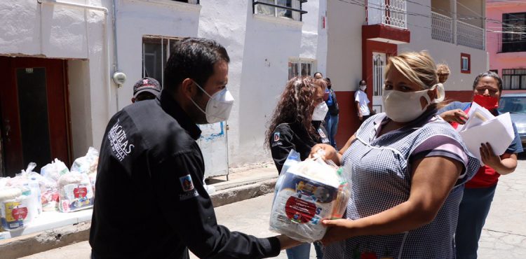 ALCALDÍA DE ZACATECAS CONTINÚA CON APOYOS SOCIALES A GRUPOS VULNERABLES DURANTE PANDEMIA