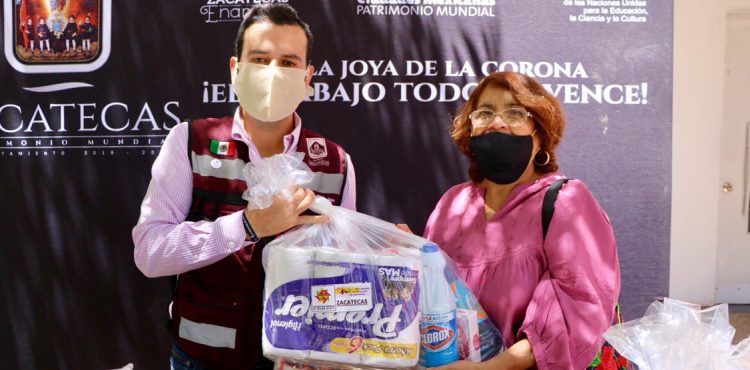 CONTINÚAN LAS DONACIONES DE APOYOS ALIMENTARIOS EN ZACATECAS: ULISES MEJÍA HARO