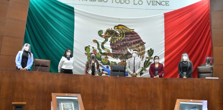 EL PLENO DEL PODER LEGISLATIVO FUE LA SEDE DEL SEGUNDO PARLAMENTO UNIVERSITARIO