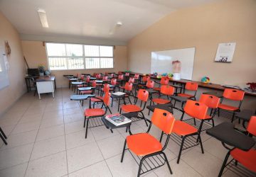 GOBERNADOR ALEJANDRO TELLO MEJORA ESCUELAS Y VIALIDADES DE MORELOS