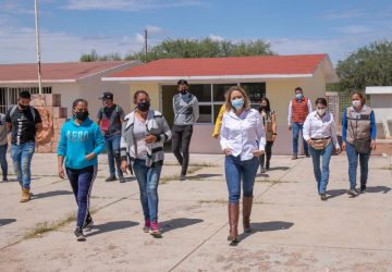 COMUNIDADES DE VILLA GONZÁLEZ ORTEGA SE BENEFICIAN CON EL PROGRAMA LA ESCUELA ES NUESTRA (LEEN): VERÓNICA DÍAZ