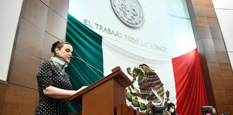 SUSANA RODRÍGUEZ MÁRQUEZ ATIENDE INICIATIVA DE LOS JÓVENES PARTICIPANTES DEL “SEGUNDO PARLAMENTO UNIVERSITARIO”.