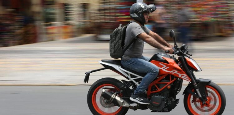 ¿LA MOTOCICLETA, EL TRANSPORTE IDEAL DURANTE LA PANDEMIA?