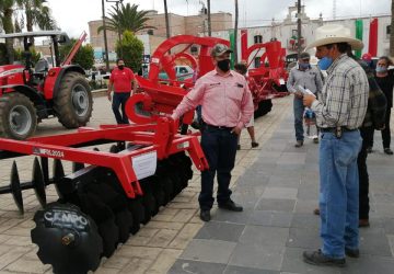 ENTREGA GOBIERNO INCENTIVOS A PRODUCTORES AGROPECUARIOS DE LORETO