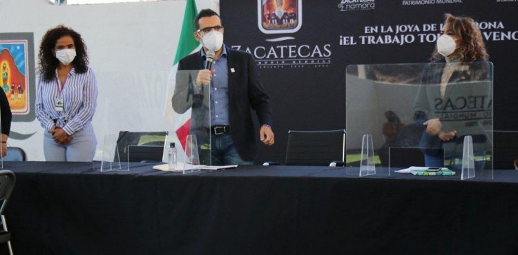 SE SUMA EL DIF NACIONAL A LAS AUDIENCIAS PÚBLICAS CON APOYO EN GASTOS FUNERARIOS: ULISES MEJÍA HARO. SE SUMA EL DIF NACIONAL A LAS AUDIENCIAS PÚBLICAS CON APOYO EN GASTOS FUNERARIOS: ULISES MEJÍA HARO.
