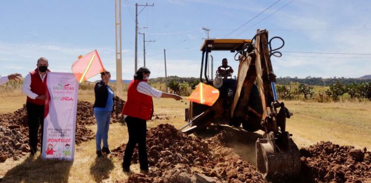 INICIA GOBIERNO DE TELLO CONSTRUCCIÓN DE 48 VIVIENDAS EN SANTA MARÍA DE LA PAZ