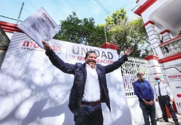 DAVID MONREAL VA POR GUBERNATURA DE ZACATECAS; REGISTRA PRECANDIDATURA EN MORENA