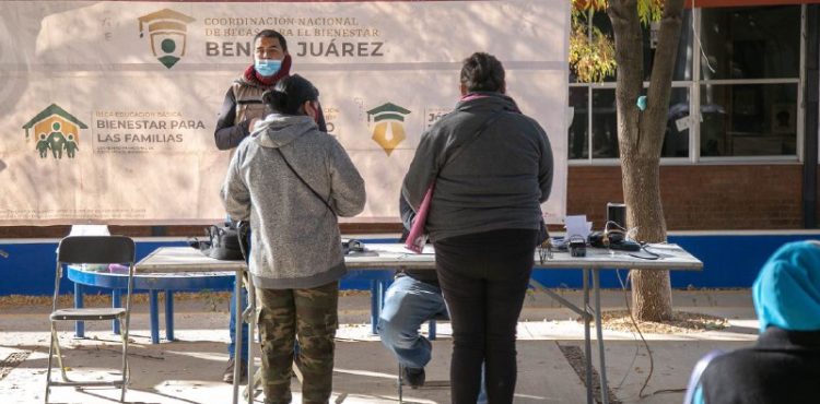 BENEFICIAN BECAS “BENITO JUÁREZ” A MIL 215 FAMILIAS DE LORETO, NORIA DE ÁNGELES Y PÁNUCO