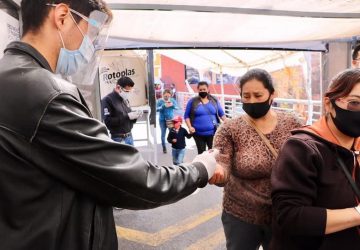 LOS 71 FILTROS SANITARIOS EN LA CAPITAL CONTINÚAN OPERANDO DE MANERA PERMANENTE: ULISES MEJÍA HARO