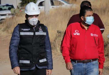 TRABAJANDO EN EQUIPO, LLEVAMOS DRENAJE Y ALCANTARILLADO A LA COLONIA EL JARALILLO: ALCALDE ULISES MEJÍA HARO.