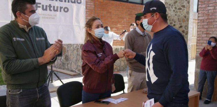 CON UNIVERSIDADES PARA EL BIENESTAR, LOS JÓVENES TIENEN LA OPORTUNIDAD DE FORMARSE Y RECIBIR UN APOYO ECONÓMICO: VERÓNICA DÍAZ ROBLES