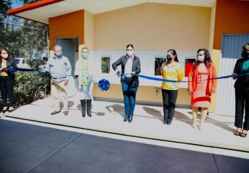 DIGNIFICA GOBIERNO DE TELLO ESCUELAS DE VILLANUEVA CON LA ENTREGA DE INFRAESTRUCTURA Y EQUIPO