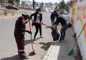 CONTINÚAN JORNADAS VOLUNTARIAS DE LIMPIEZA EN LA CAPITAL.