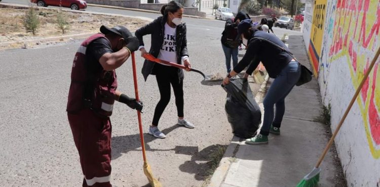 CONTINÚAN JORNADAS VOLUNTARIAS DE LIMPIEZA EN LA CAPITAL.