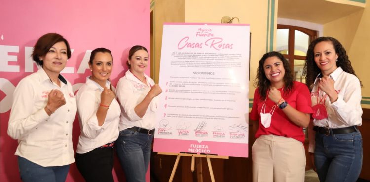 FIRMA COMPROMISO LUPITA FLORES Y CANDIDATAS DE FUERZA POR MÉXICO