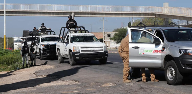 CRECE VIOLENCIA E INSEGURIDAD EN ZACATECAS, AMANECE LA CAPITAL CON 6 CUERPOS COLGADOS EN PUENTE