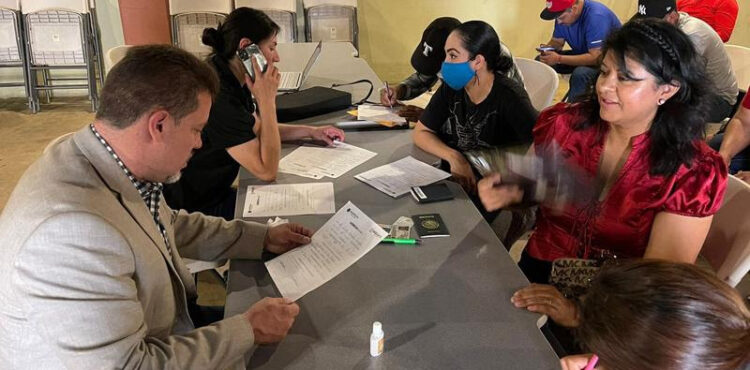 REALIZAN MÁS DE 1 MIL TRÁMITES EN LAS FERIAS BINACIONALES DE SERVICIOS EN TEXAS REALIZAN MÁS DE 1 MIL TRÁMITES EN LAS FERIAS BINACIONALES DE SERVICIOS EN TEXAS