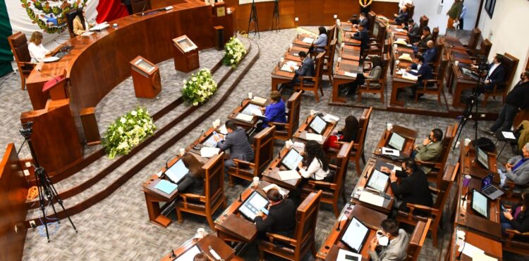 LA LXIV LEGISLATURA ESTARÁ CONFORMADA POR SIETE GRUPOS PARLAMENTARIOS; ESTE JUEVES QUEDARON INTEGRADOS SUS ÓRGANOS DE GOBIERNO