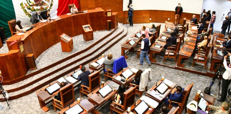 LAS Y LOS DIPUTADOS APRUEBAN CINCO INICIATIVAS Y PRESENTAN OCHO MÁS, ENTRE ELLAS UNA PROPUESTA DE NUEVA LEY