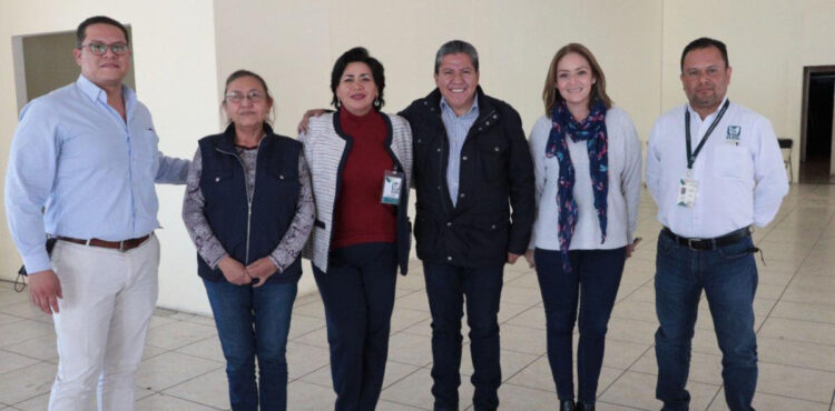 RECONOCE DAVID MONREAL A BRIGADA CORRECAMINOS POR EJEMPLAR JORNADA DE VACUNACIÓN CONTRA EL COVID-19 EN ZACATECAS