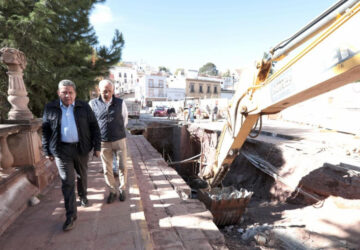 SUPERVISA GOBERNADOR AVANCE EN OBRAS DEL SOCAVÓN DE LA CALLE FERNANDO VILLALPANDO