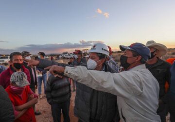 GOBERNADOR DA BANDERAZO DE ARRANQUE A TRABAJOS DE AMPLIACIÓN Y MODERNIZACIÓN DE CARRETERA EN PINOS