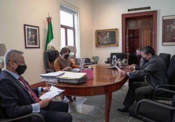 GOBERNADOR DE ZACATECAS SE REÚNE CON LA SECRETARIA DE EDUCACIÓN