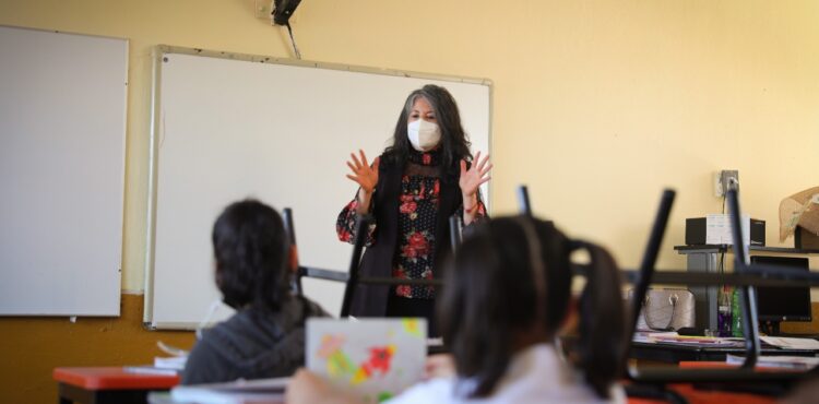 ALUMNOS Y MAESTROS REGRESAN A CLASES PRESENCIALES EN ZACATECAS