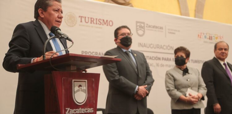 GOBERNADOR DISPONE CAPACITACIONES GRATUITAS PARA EL SECTOR TURISMO