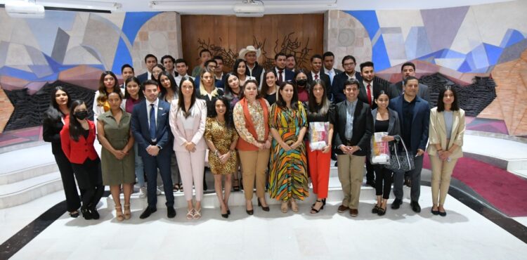 INAUGURAN EL PARLAMENTO DE LAS JUVENTUDES POR LA PREVENCIÓN Y LA SEGURIDAD