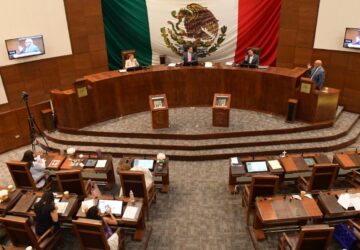 DETERMINA LEGISLATURA CAMBIOS EN COMISIONES Y ÓRGANOS DE GOBIERNO